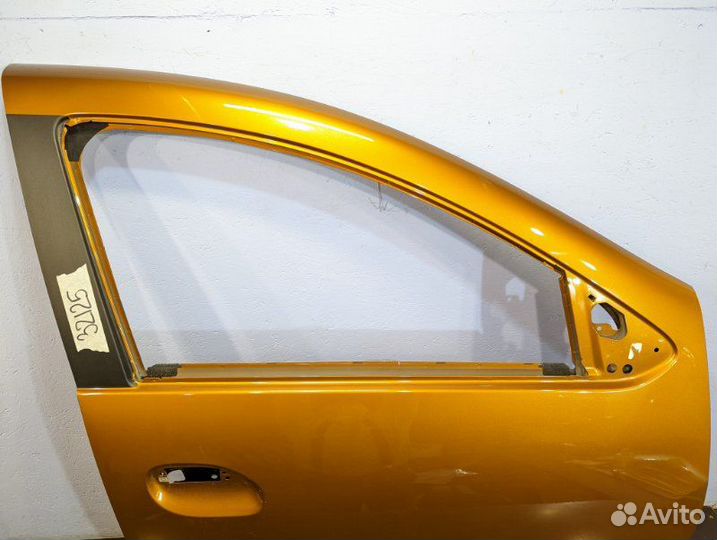 Дверь передняя правая Renault Duster 2