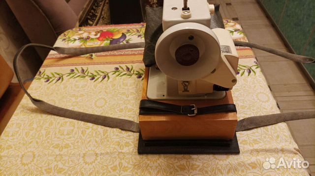 Швейная машинка чайка бу электрическая