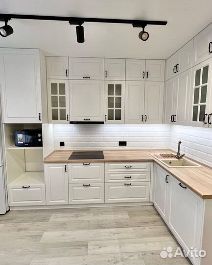 Кухня глянец. цена за всю кухню CN:023468