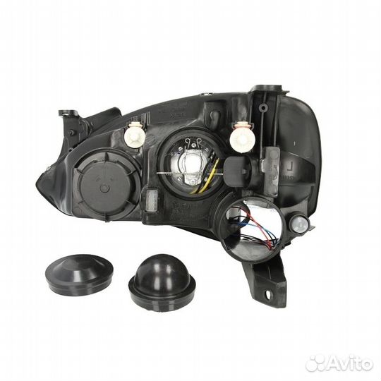 Фара правая Opel Corsa C