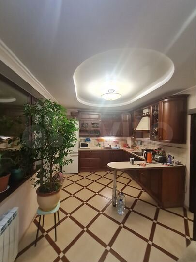 2-к. квартира, 106 м², 11/17 эт.