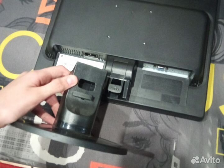 Монитор LG L1742SE