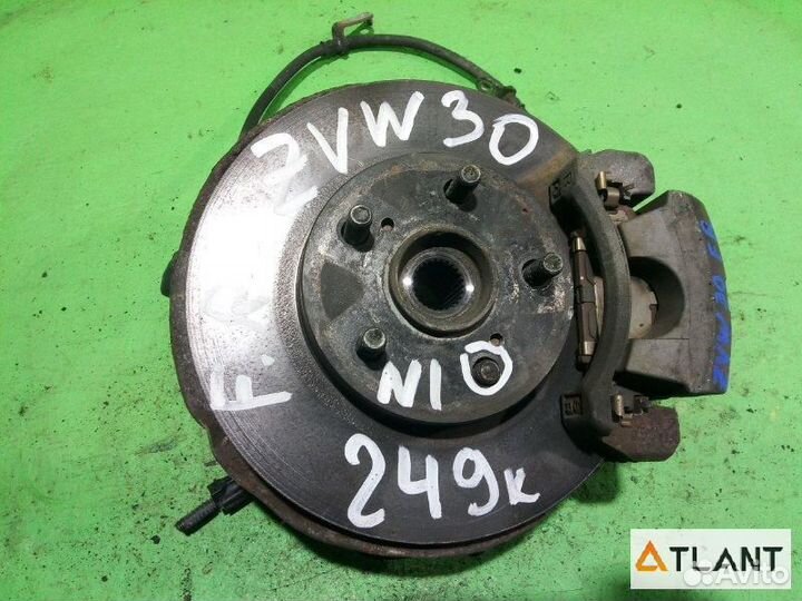 Ступица передняя правая toyota prius