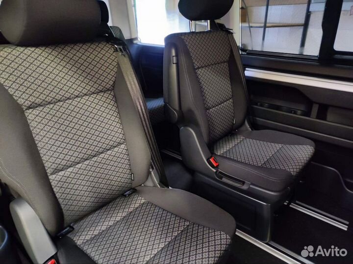 Volkswagen Multivan 2.0 AMT, 2022, 75 км