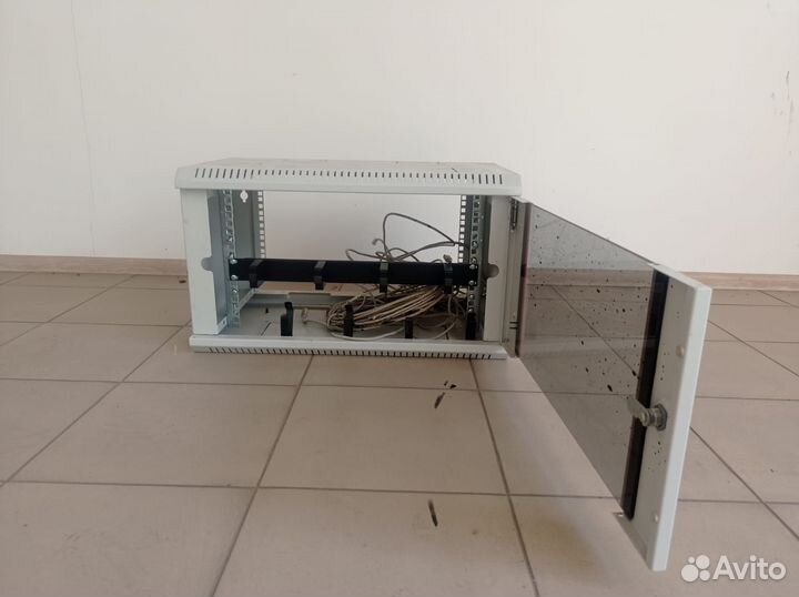 Серверная стойка, шкаф