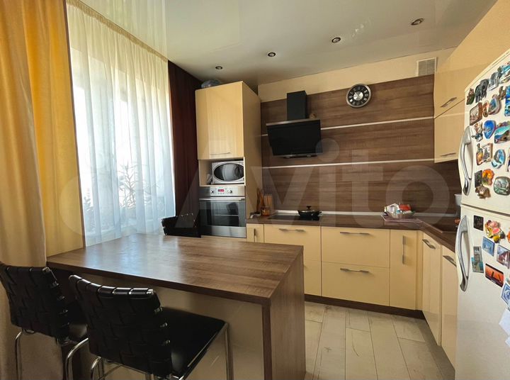 3-к. квартира, 73 м², 17/17 эт.