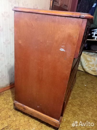 Комод,щифоньер