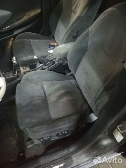Nissan primera р12 комплект сидений