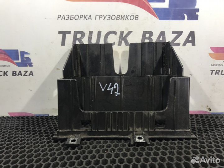 Рамка магнитолы Volvo FH, Volvo FM, Volvo VNL