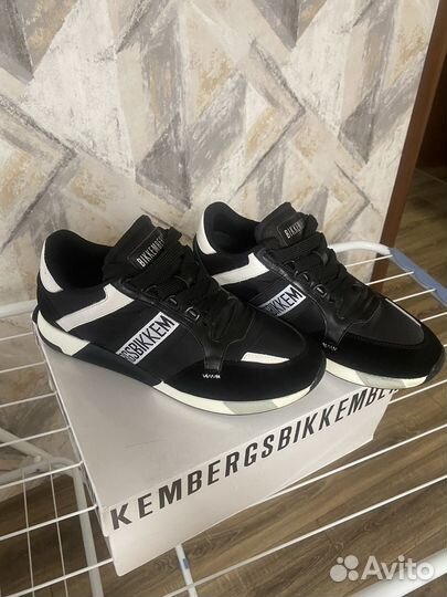 Кроссовки мужские bikkembergs