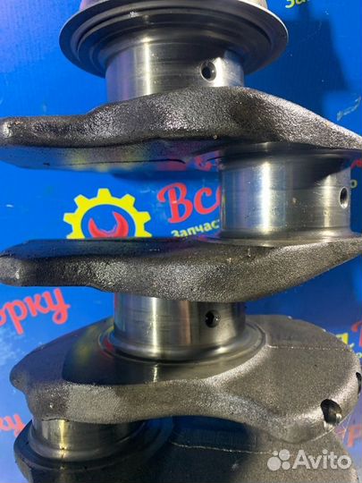 Коленвал двигателя 4HK1 Isuzu Nqr 75