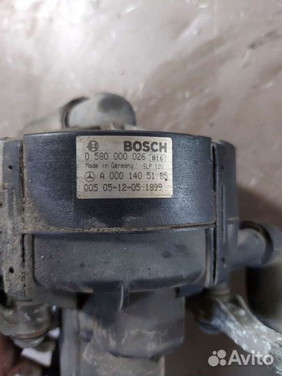 Насос воздушный на Mercedes m272 m273