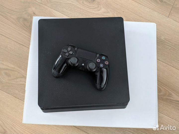 Sony PS4 slim