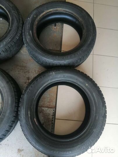 Bridgestone Blizzak VRX 25/60 R15