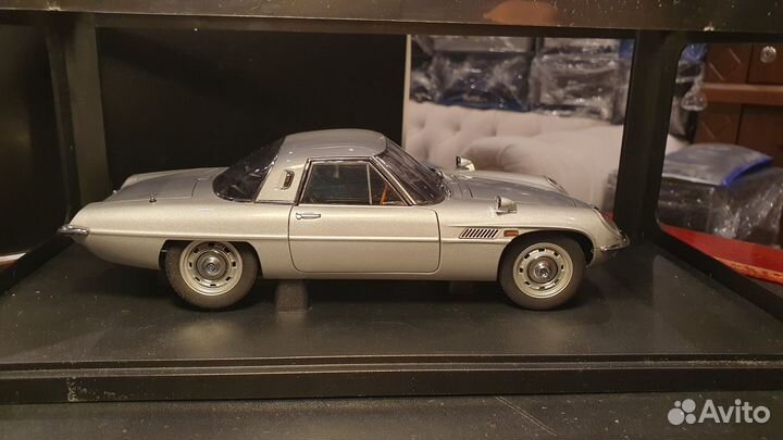 1:18 Autoart Mazda Cosmo Sport silver