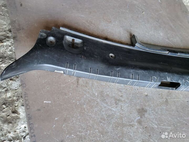 Накладка замка багажника BMW E60