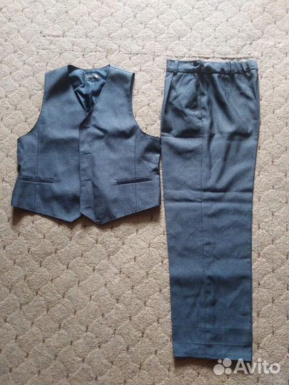 Школьный костюм