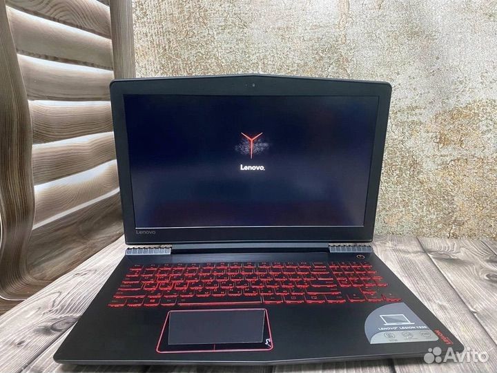 Игровой ноутбук Lenovo gtx1060/i5-8