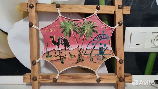 Картина из кожи