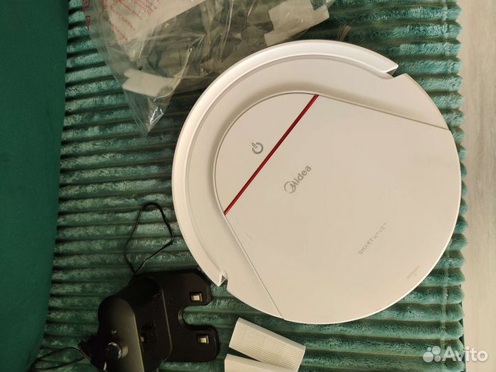 Пылесос Midea VCR03