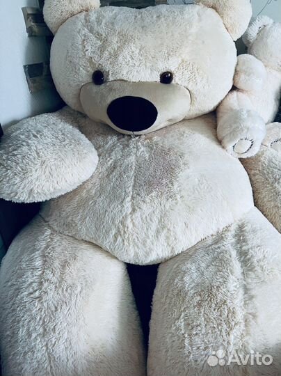 Плюшевый медведь большой