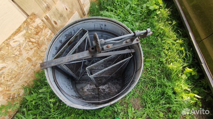 Медогонка 2х рамочная