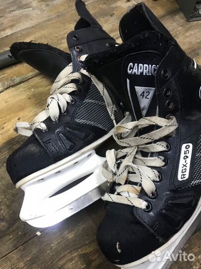 Коньки хокейные 42 размер