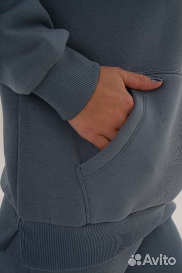 Спортивный костюм новый утепленный