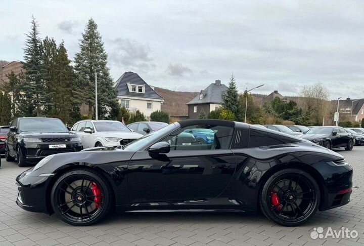 Porsche 911 Carrera 4 GTS 3.0 AMT, 2024, 15 км