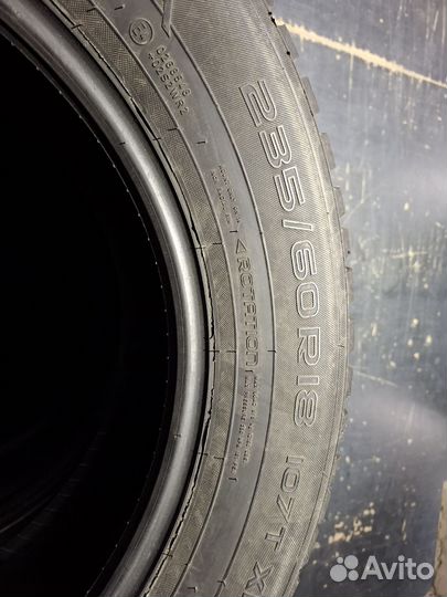 Nokian Tyres Hakkapeliitta 8 SUV 235/60 R18