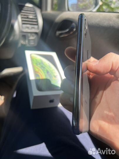 iPhone Xs, 64 ГБ