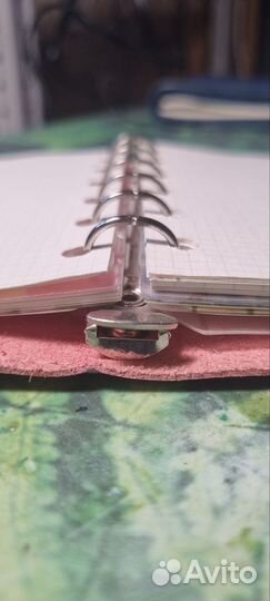 Блокнот с кольцевым механизмом