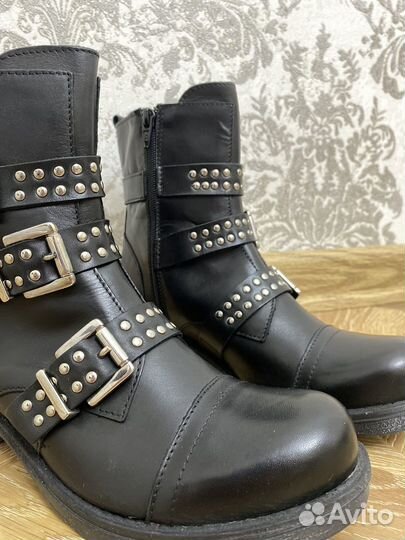 Ботинки женские