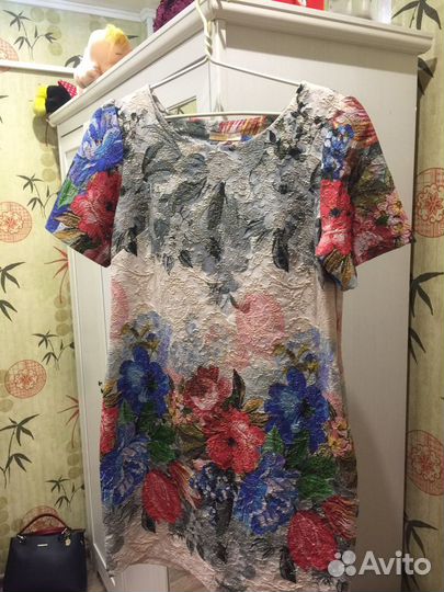 Продам платья 48-50