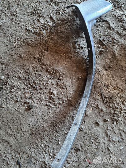 Накладка крыла задний левый BMW E53