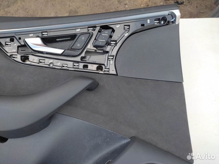 Обшивка двери(передняя левая) (Audi Q8)