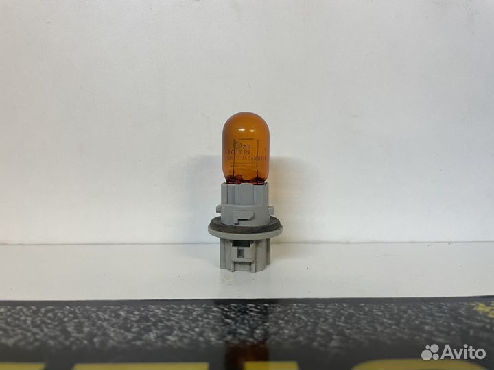 Патрон лампы Lexus Лексус Toyota Тойота