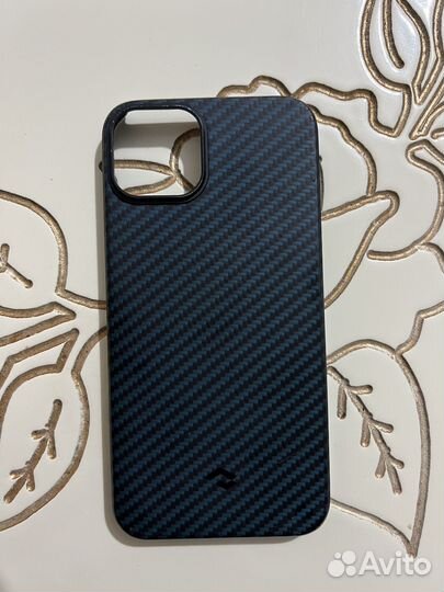 Чехол на iPhone 14 pitaka