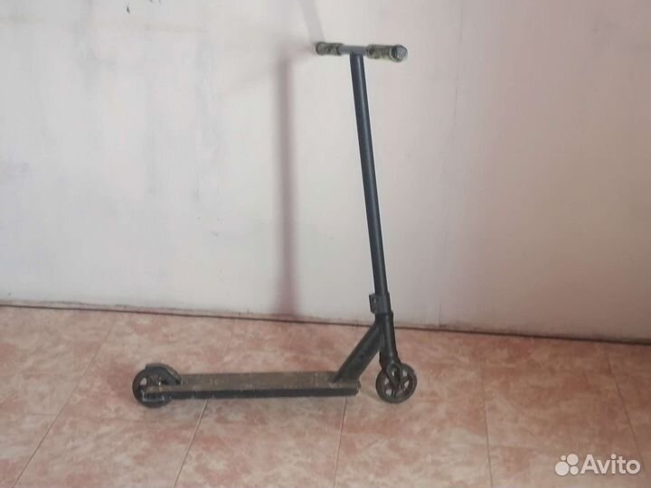 Трюковой самокат tech team voodoo