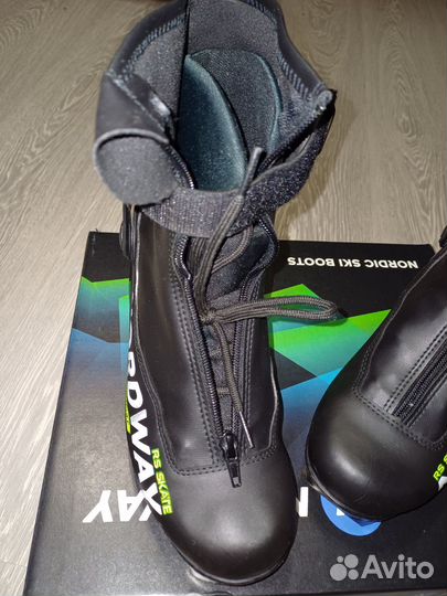 Ботинки для коньковых лыж