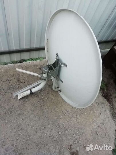 Антенна спутниковая