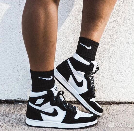 Кроссовки Nike Air Jordan 1