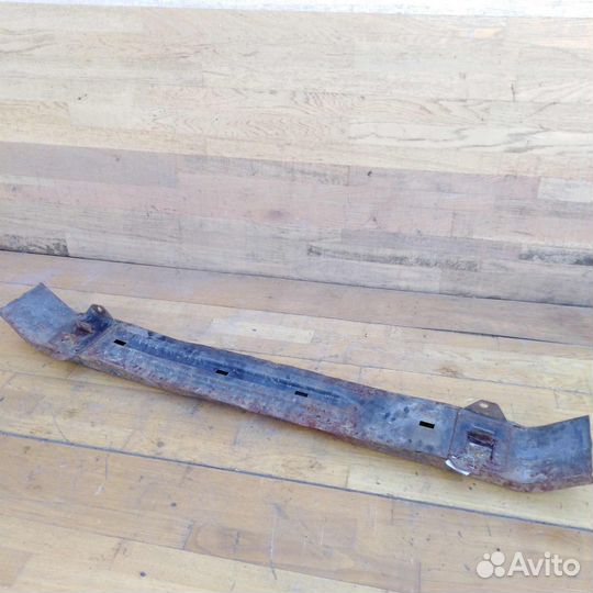 Усилитель переднего бампера Volkswagen Sharan до р