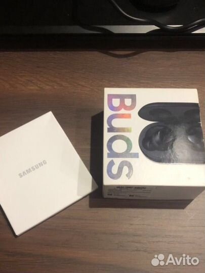 Беспроводные наушники