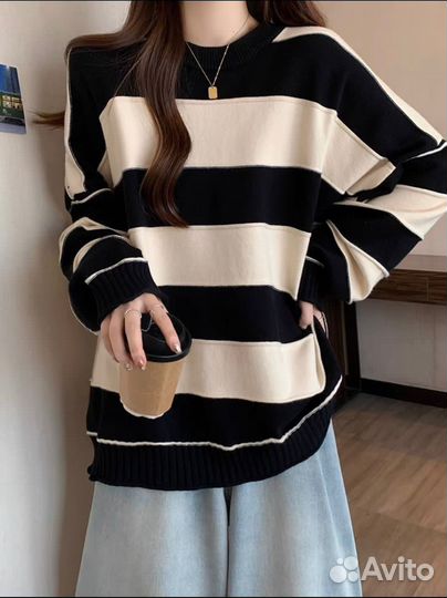 Свитер женский