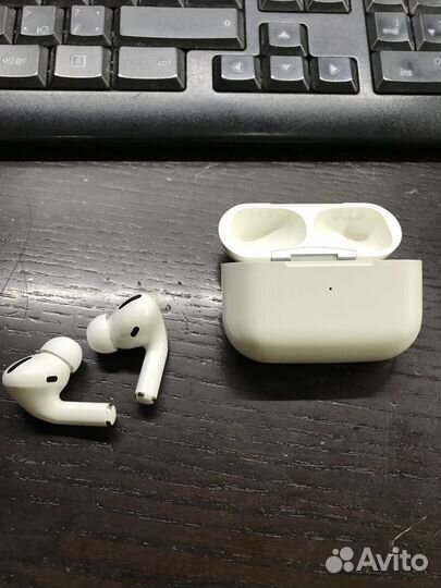 Apple airpods pro