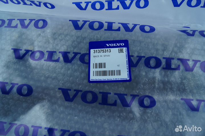 31375313 Крышка клапанная volvo