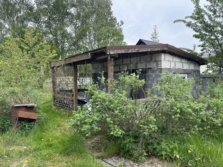 4-к. квартира, 100 м², 1/2 эт.