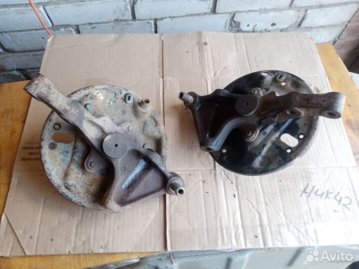 Кулак задний Спектра