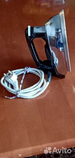 Утюг с парогенератором